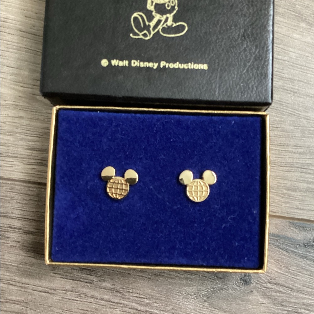 Disney Gold Tone Earrings Never Worn Excellent Condition Mickey Mouse Epcot - Picture 2 of 3